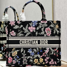 Christian Dior Shopping Bags